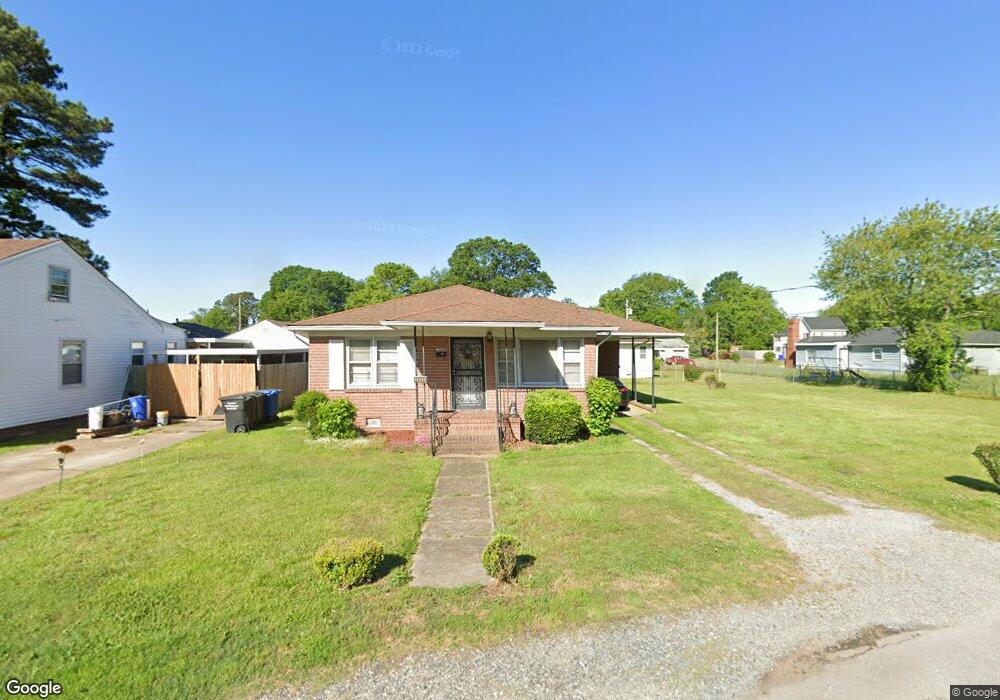 2404 Staunton Ave, Portsmouth, VA 23704 - photo 1