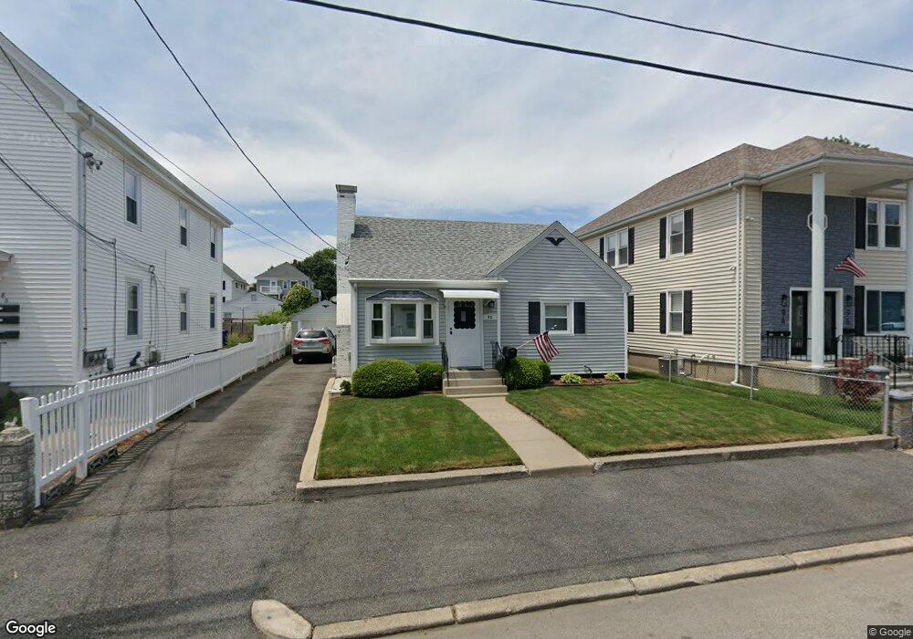 90 Bellevue Ave, Pawtucket, RI 02861 - photo 1