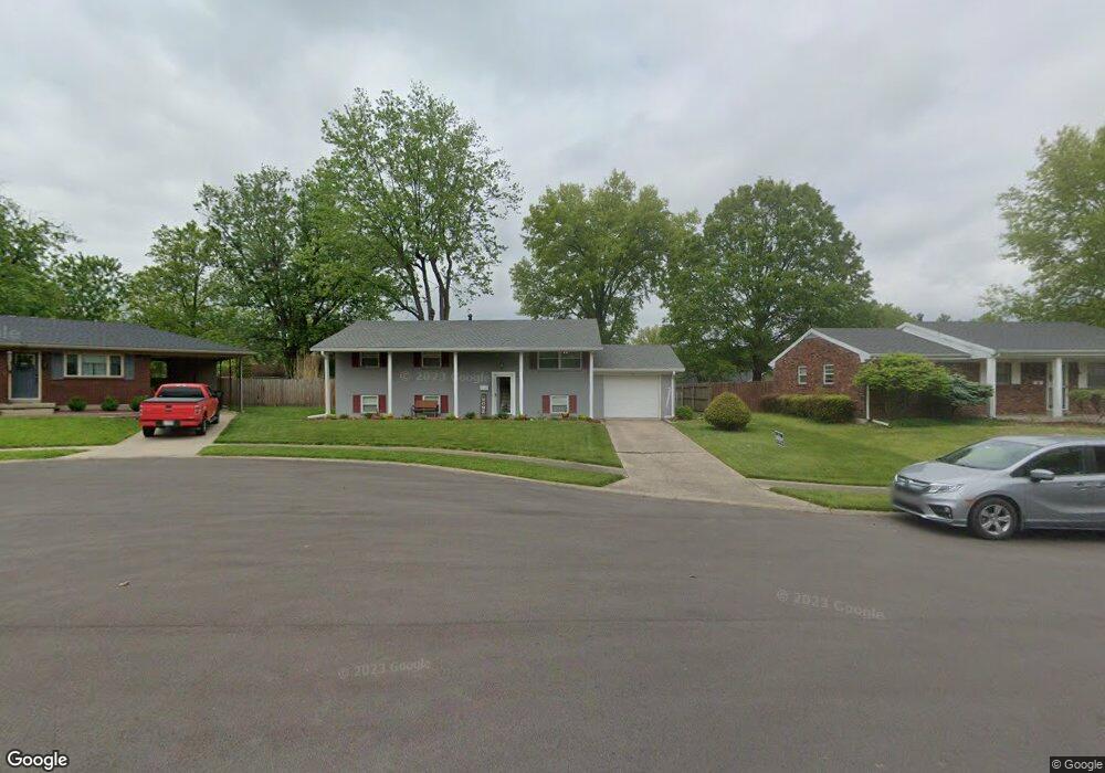 2703 Kaywood Dr, New Albany, IN 47150 - photo 1