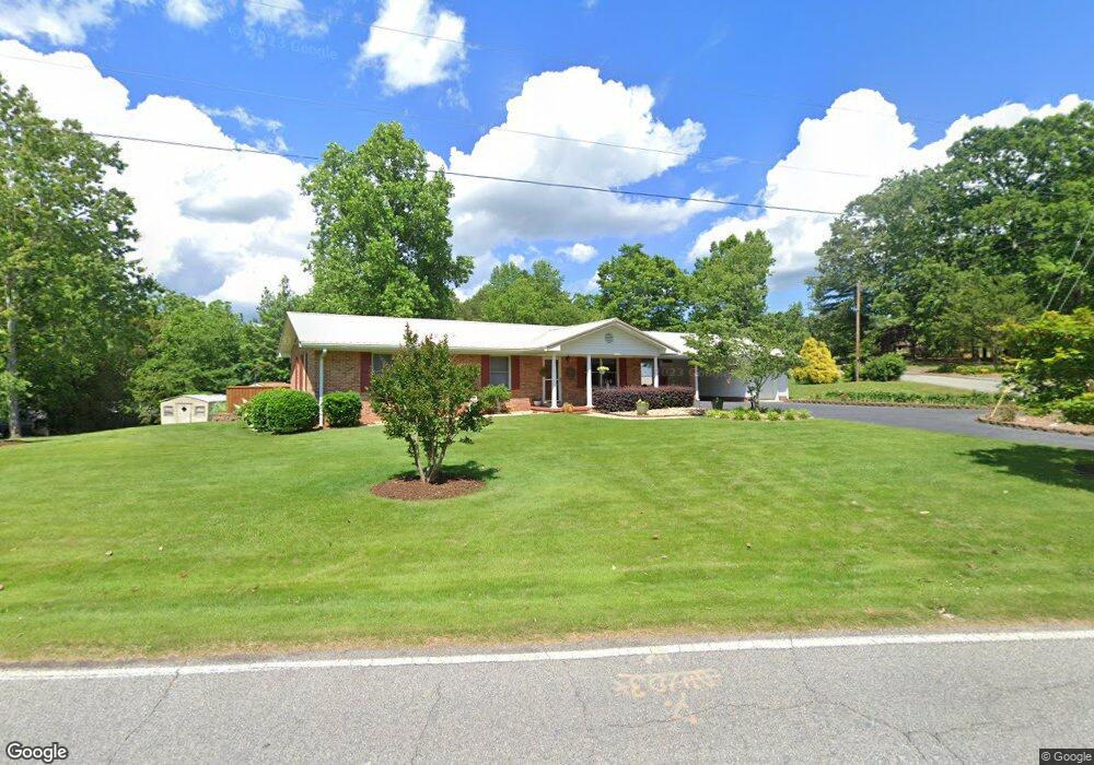 524 Playground Rd, Walhalla, SC 29691 - photo 1