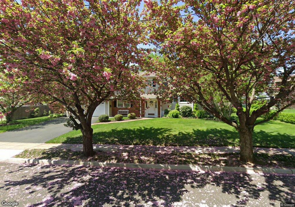 5 Tuscarora Cir, Old Bridge, NJ 08857 - photo 1