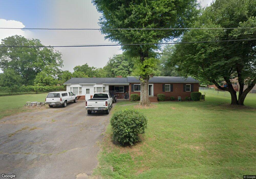 121 E Barkley Rd, Statesville, NC 28677 - photo 1