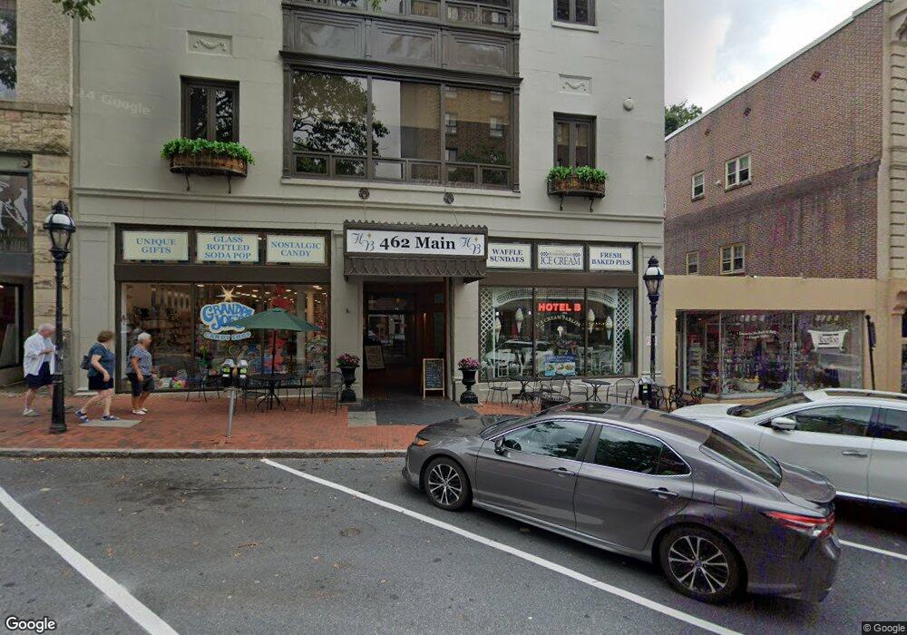 462 Main St unit 2, Bethlehem, PA 18018 - photo 1