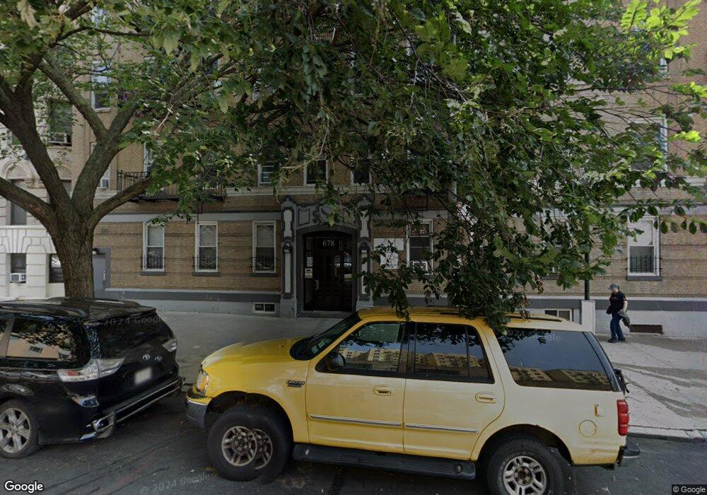 678 Saint Nicholas Ave unit 24, New York, NY 10030 - photo 1