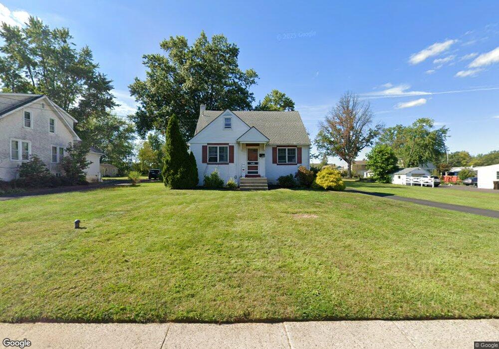 369 W Vine St, Hatfield, PA 19440 - photo 1