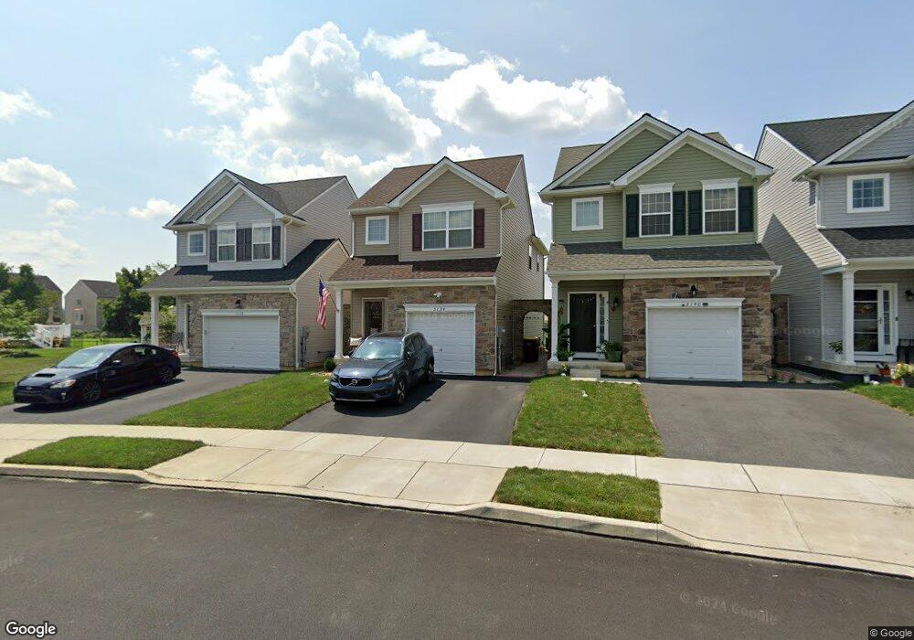 2134 Huntington Ln unit 15, Stockrtwn Township, PA 18040 - photo 1