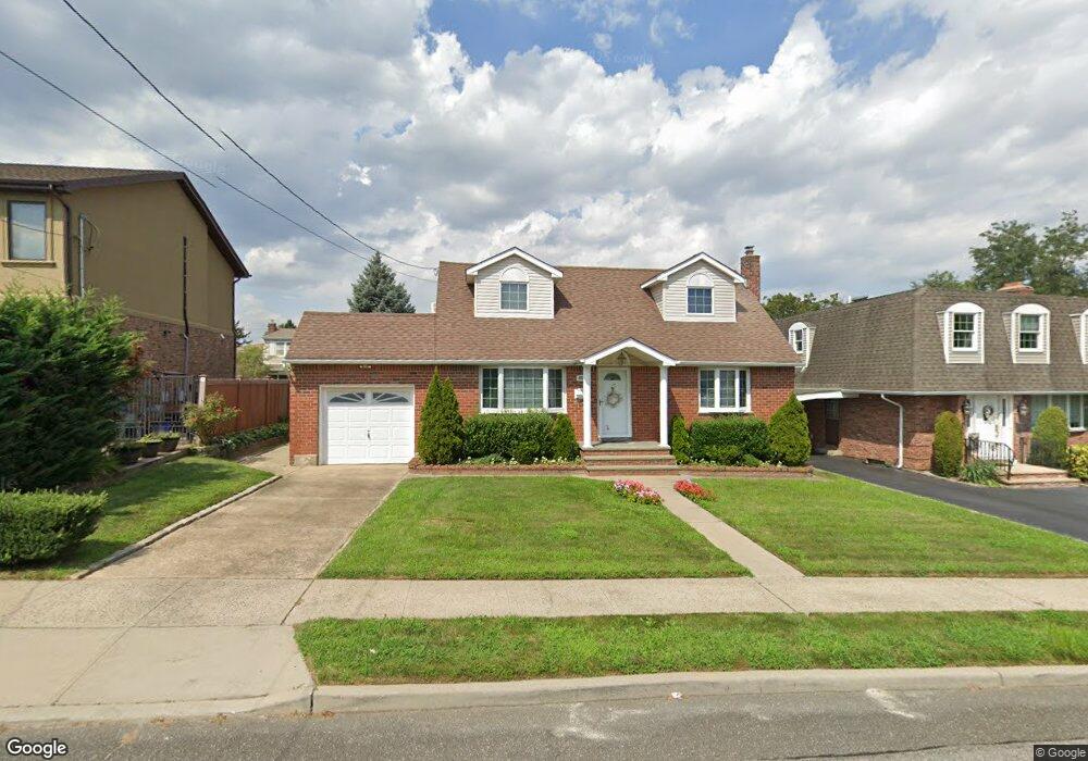 858 Second Ave, Franklin Square, NY 11010 - photo 1