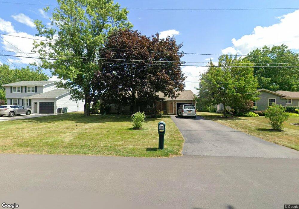 7307 Nickett Dr, North Tonawanda, NY 14120 - photo 1