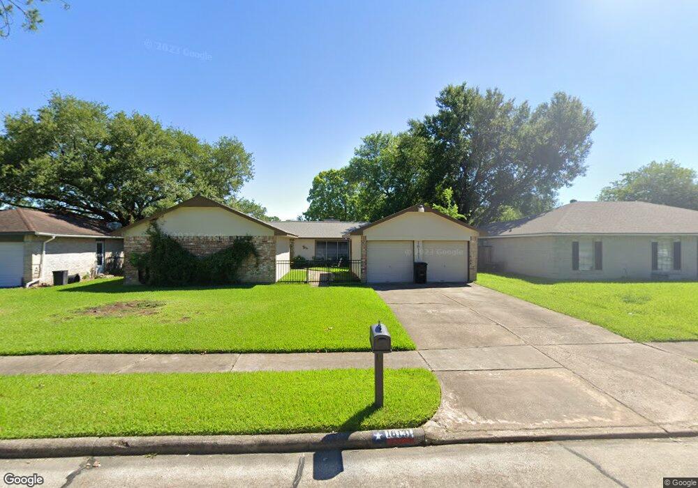 16131 Barcelona Dr, Friendswood, TX 77546 - photo 1