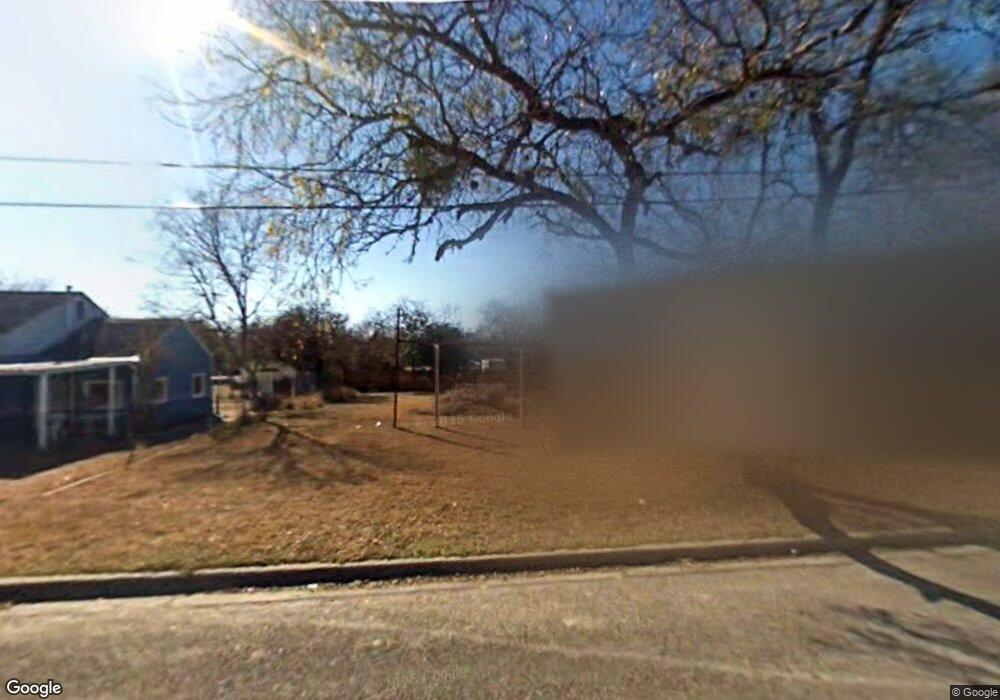 1505 N Washington St, Beeville, TX 78102 - photo 1