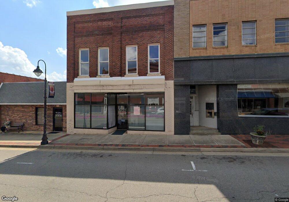 1811 Main St, Victoria, VA 23974 - photo 1