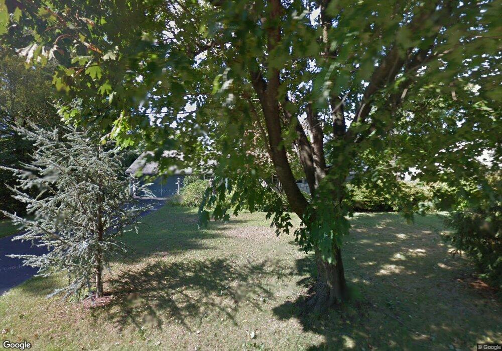 27 Sugarplum Rd, Levittown, PA 19056 - photo 1