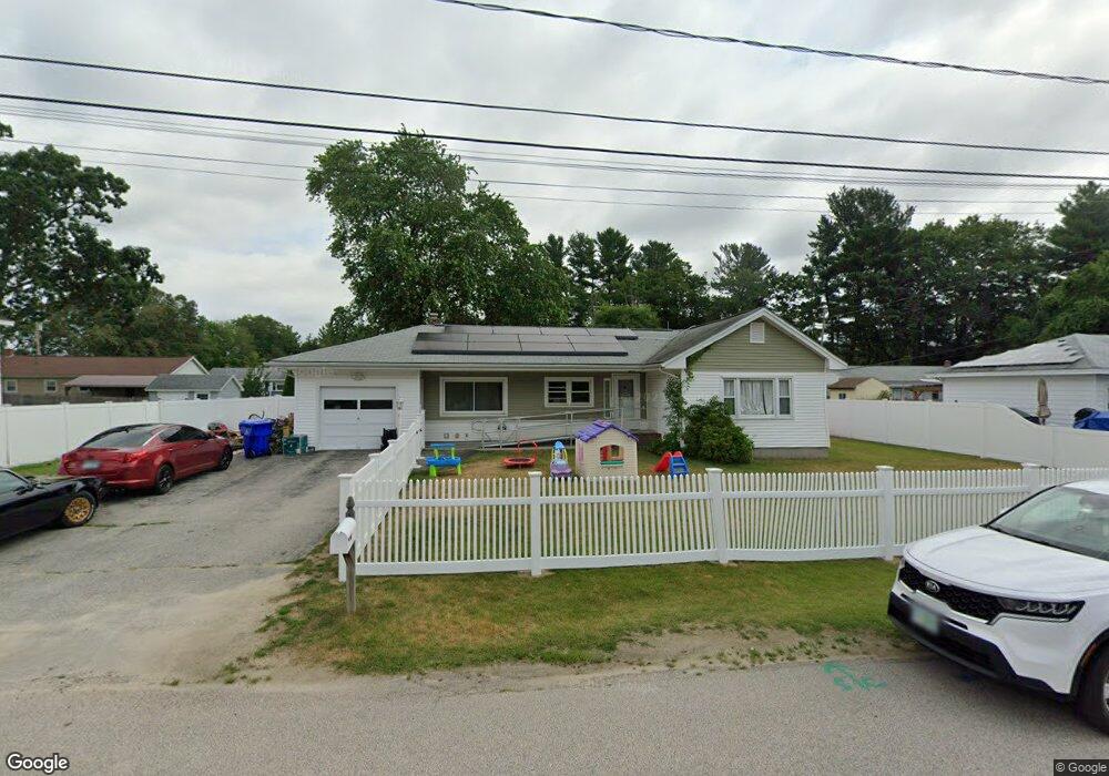 6 Chatham St, Hudson, NH 03051 - photo 1