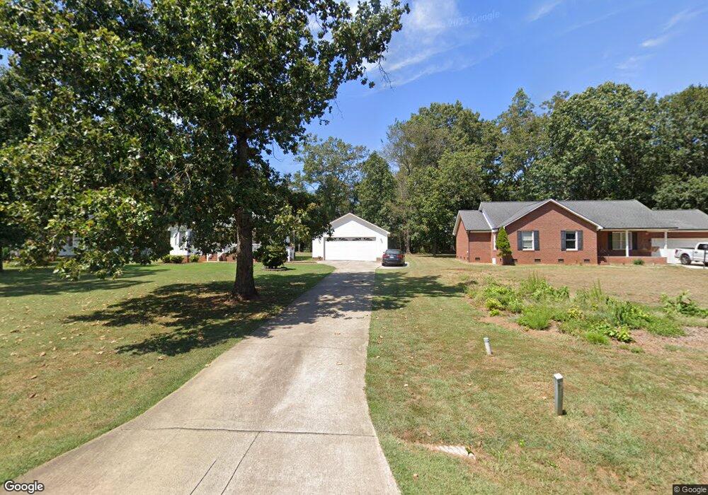 2510 Gold Rush Dr, Lincolnton, NC 28092 - photo 1