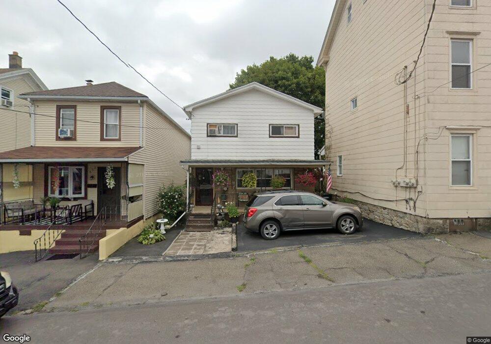 17 W 1st St, Hazleton, PA 18201 - photo 1