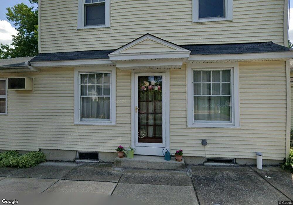 34 E Chestnut St, Nazareth, PA 18064 - photo 1