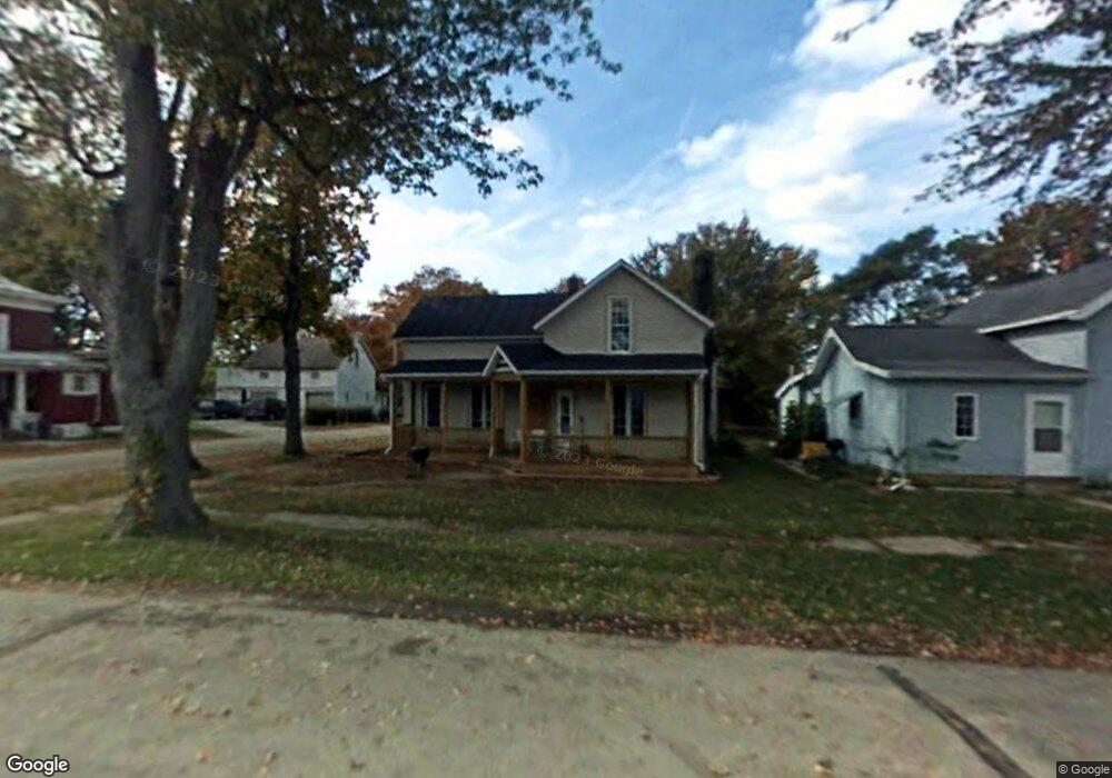 201 N Franklin St, Mentone, IN 46539 - photo 1