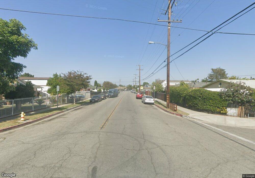 28 Largo, Compton, CA 90222 - photo 1