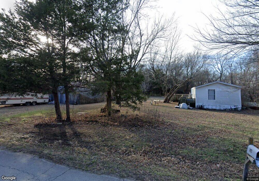 2801 Morris Ave, Parsons, KS 67357 - photo 1