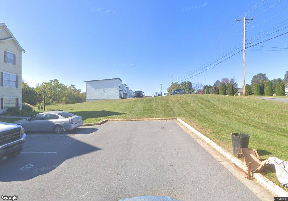 5 Batallion Ct, Bunker Hill, WV 25413 - photo 1