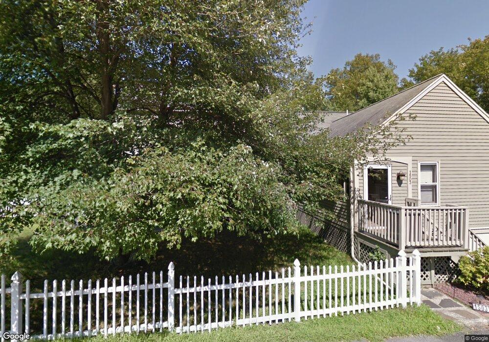 1502 Lords Ct, Wilmington, MA 01887 - photo 1