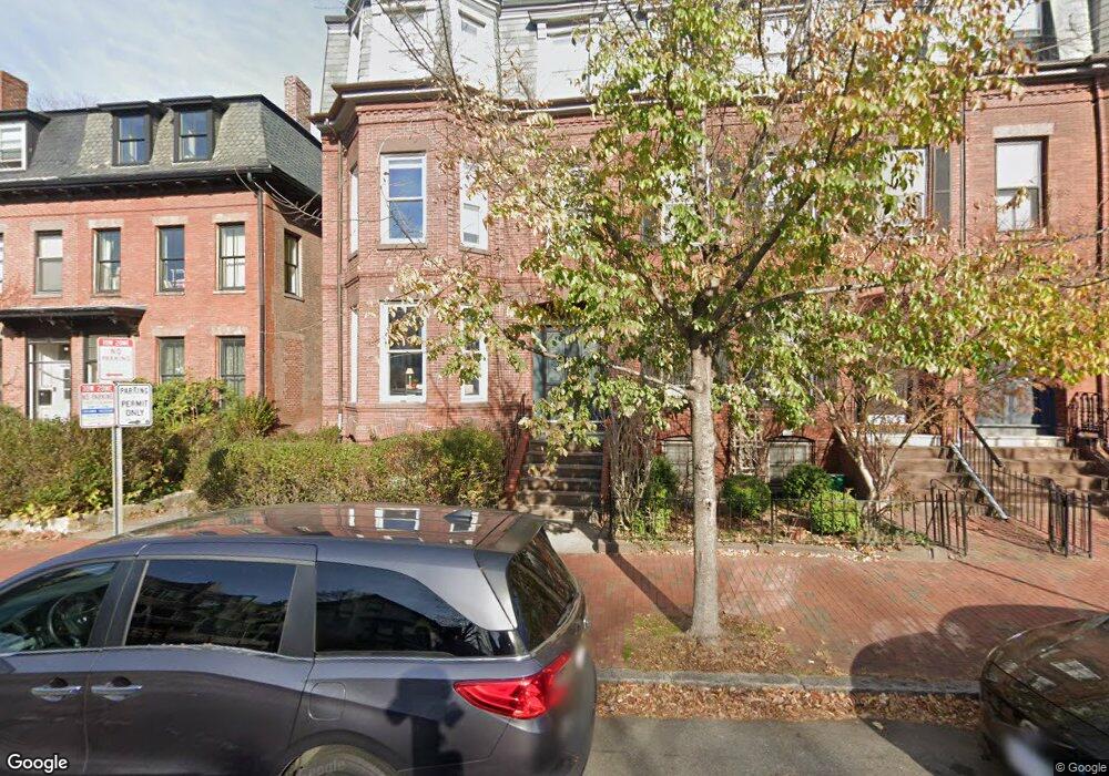 411 Broadway, Cambridge, MA 02138 - photo 1