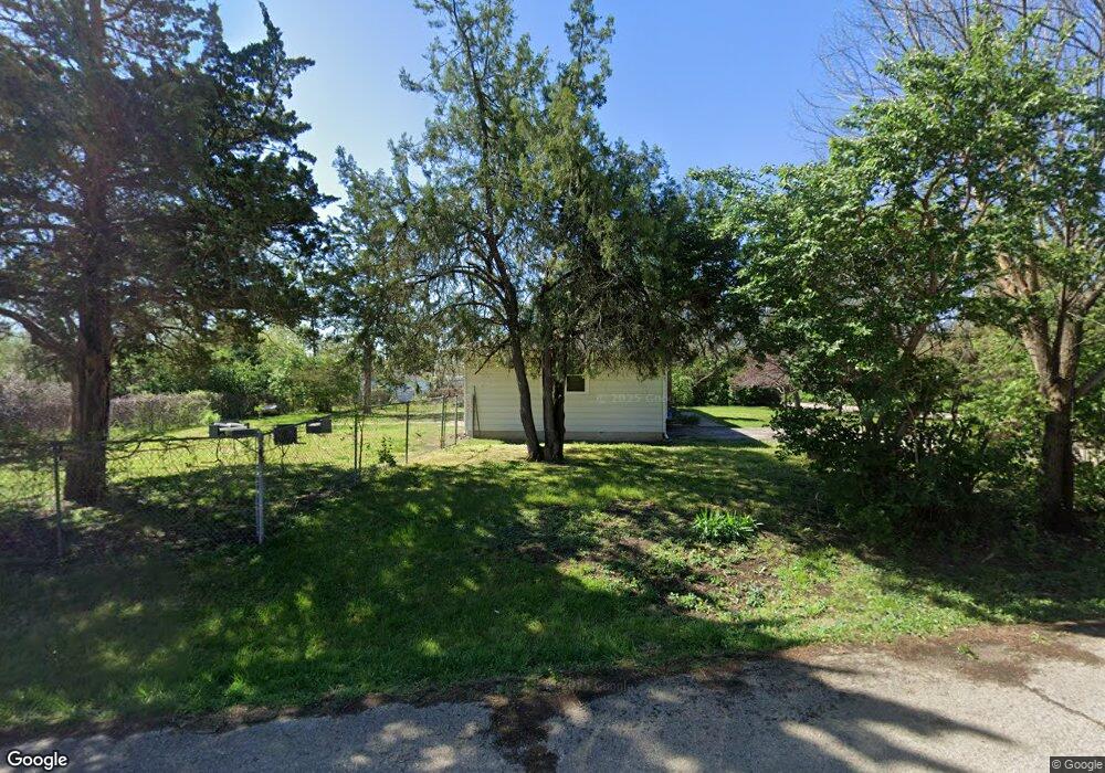 4311 SW 12th St, Topeka, KS 66604 - photo 1