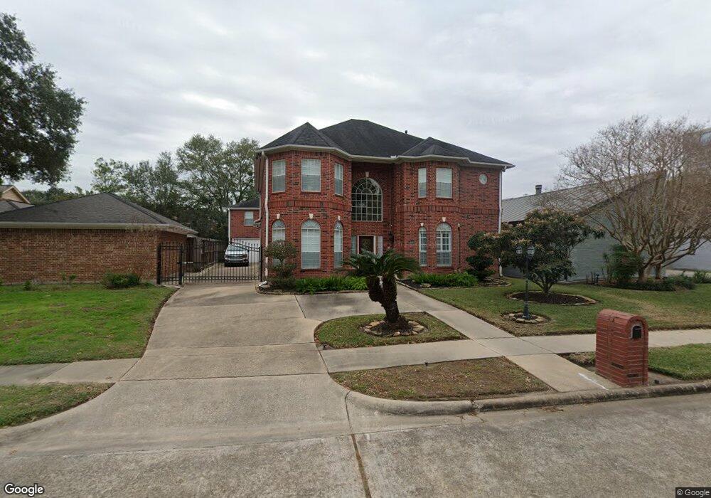 10315 Chevy Chase Dr, Houston, TX 77042 - photo 1