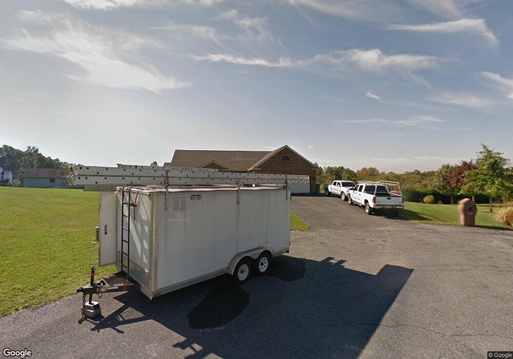 112 Devon Ct, Chambersburg, PA 17201 - photo 1