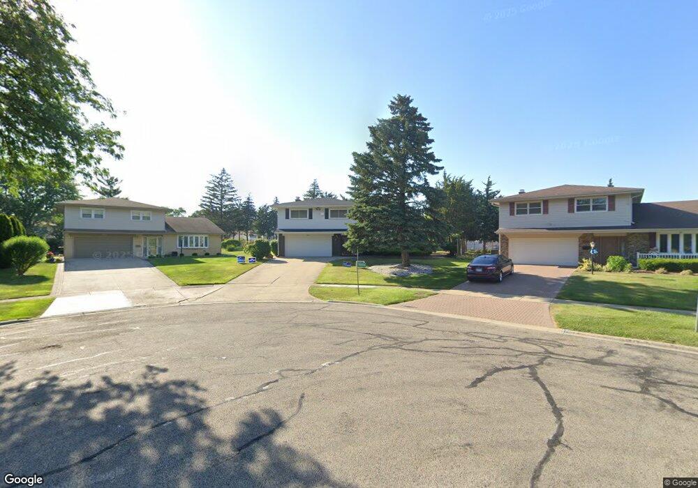 3N440 Jill Ct, Elmhurst, IL 60126 - photo 1