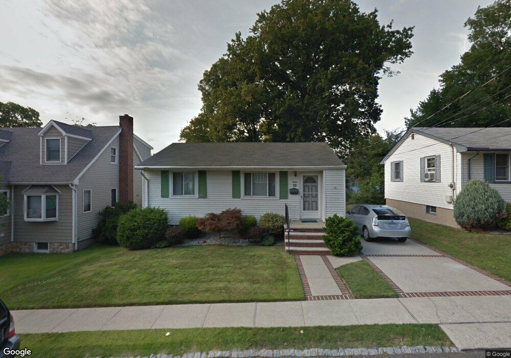 19 Douglas Ave, Staten Island, NY 10310 - photo 1