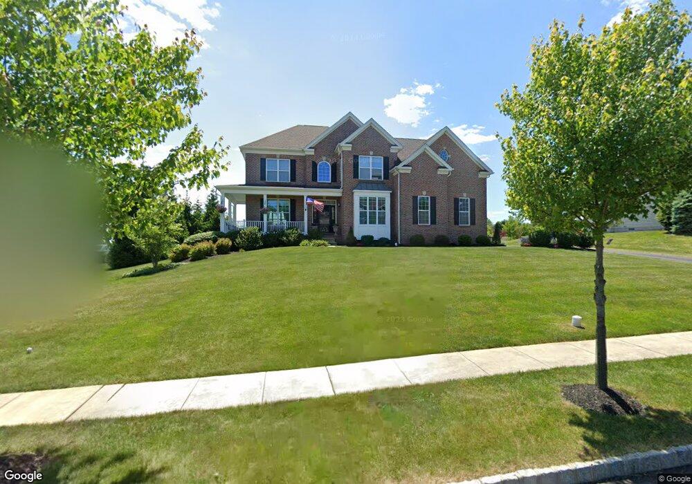 4616 Strouse Ln, Doylestown, PA 18902 - photo 1