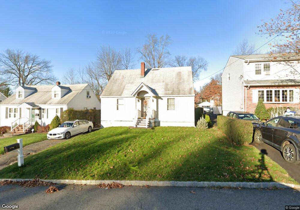 31 Woodrow Place, West Caldwell, NJ 07006 - photo 1