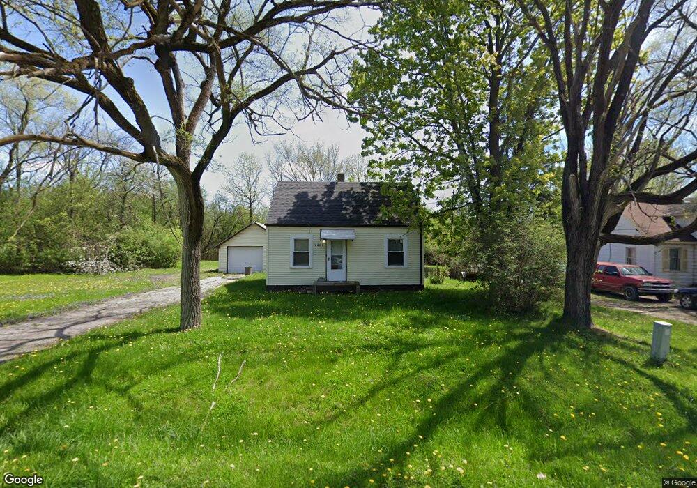 2289 Nerredia St, Flint, MI 48532 - photo 1