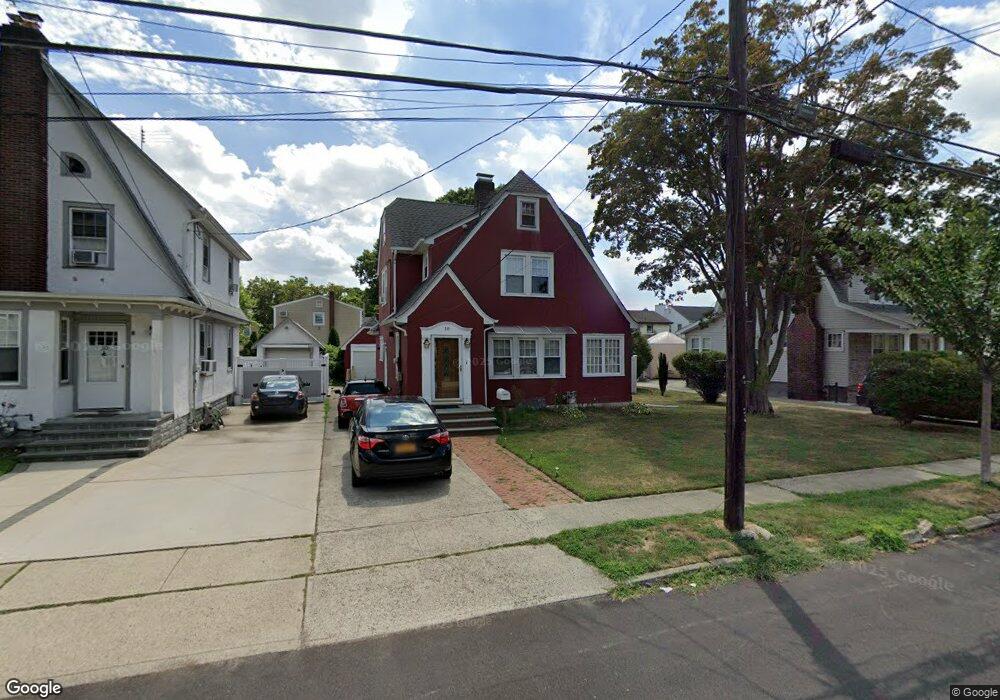 18 Allen St, Lynbrook, NY 11563 - photo 1