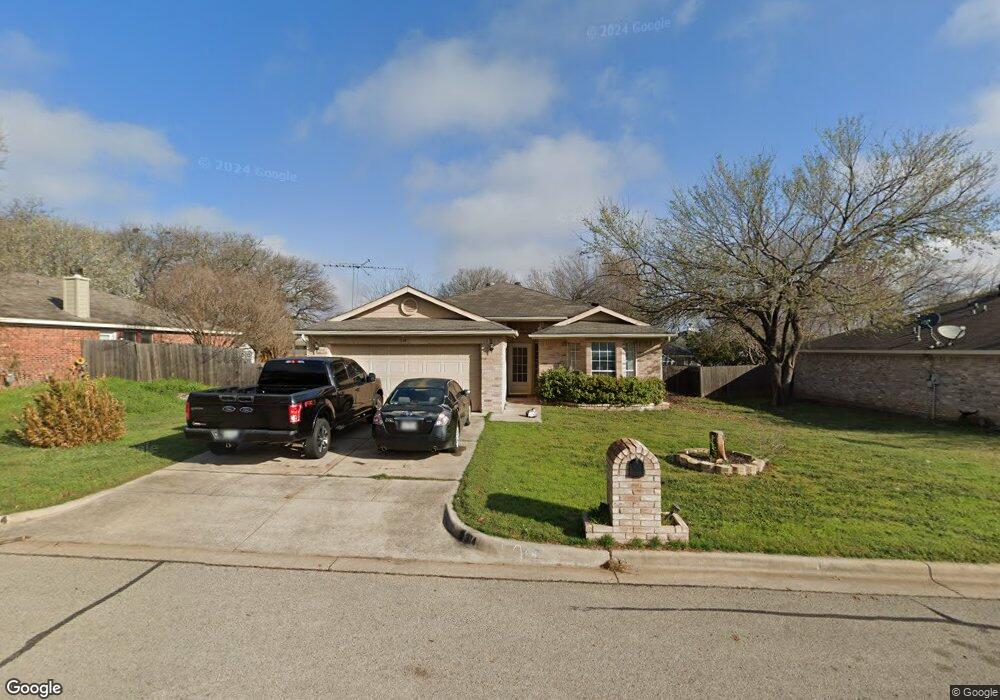 314 Sweetwater Dr, Weatherford, TX 76086 - photo 1