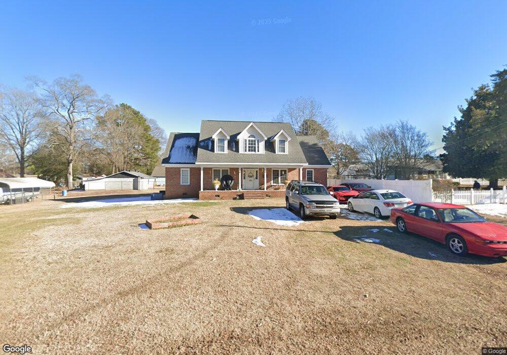 918 Gray St, Roanoke Rapids, NC 27870 - photo 1