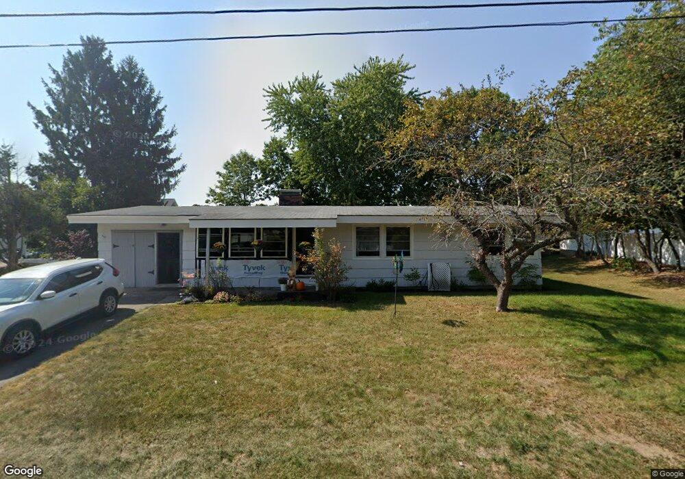 4 Richard St, Hampton, NH 03842 - photo 1