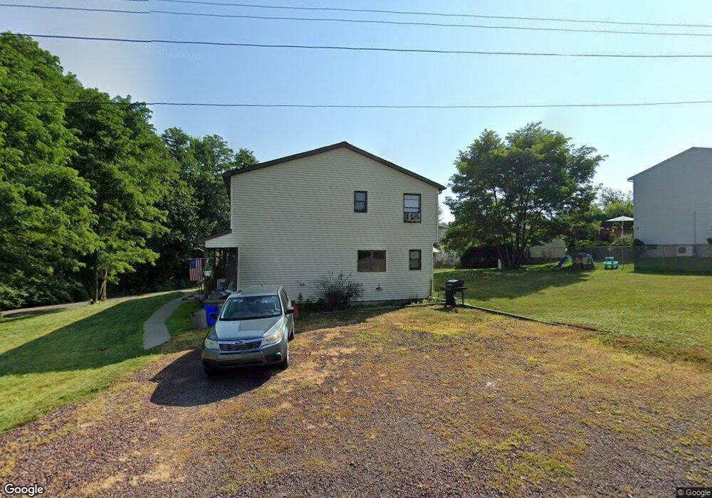 17 Circle Dr, Wilkes-Barre, PA 18706 - photo 1