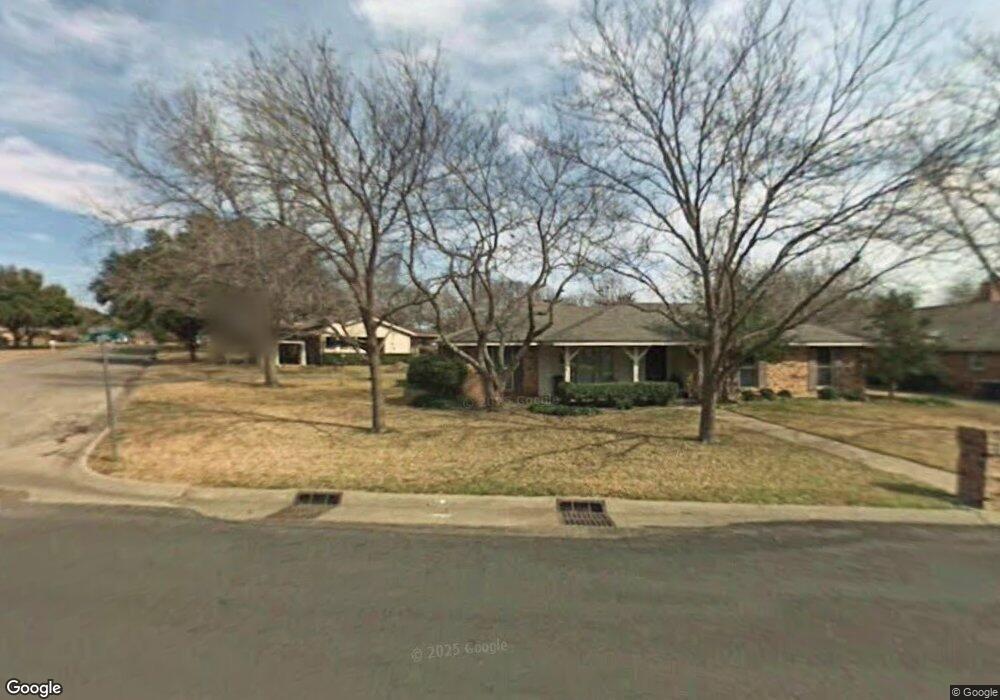 901 S Colonial Dr, Cleburne, TX 76033 - photo 1