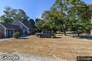 29 Frost Ln, Hyannis, MA 02601