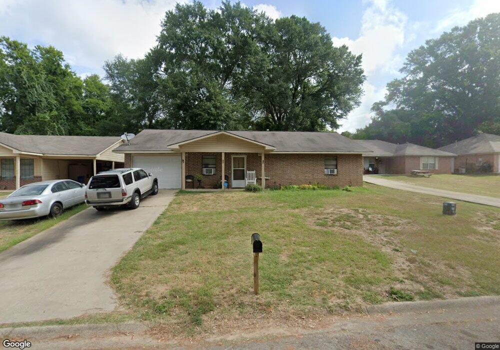 1625 Hanson Dr, Nacogdoches, TX 75961 - photo 1