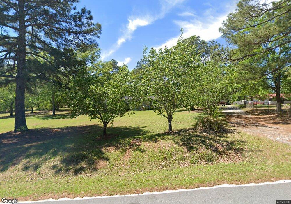 252 Rogers Cir, Barnesville, GA 30204 - photo 1