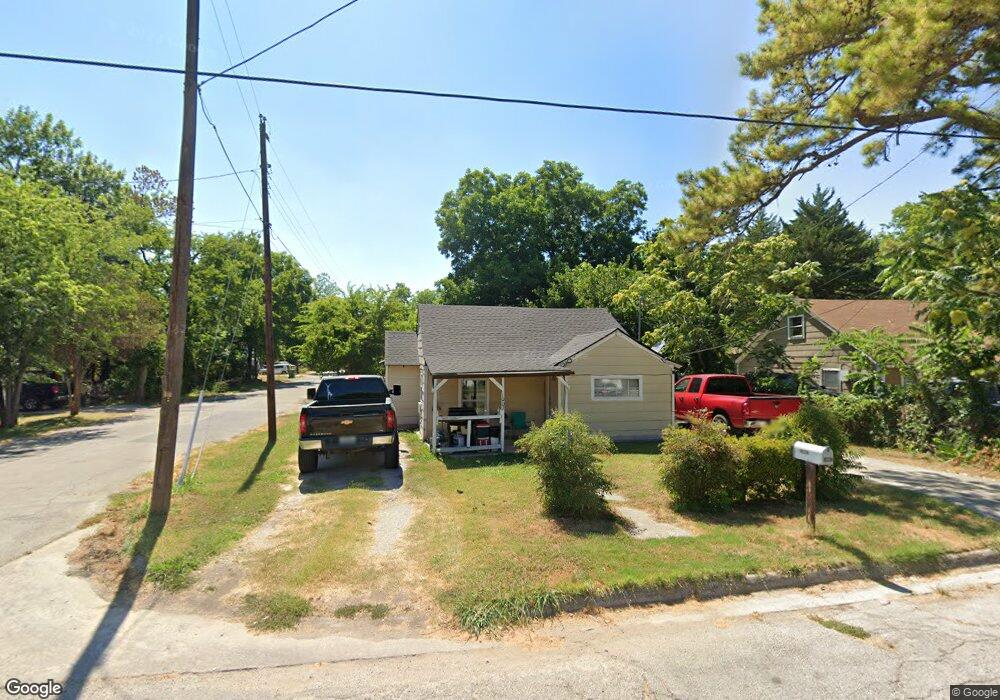 1007 S Morris St, Gainesville, TX 76240 - photo 1