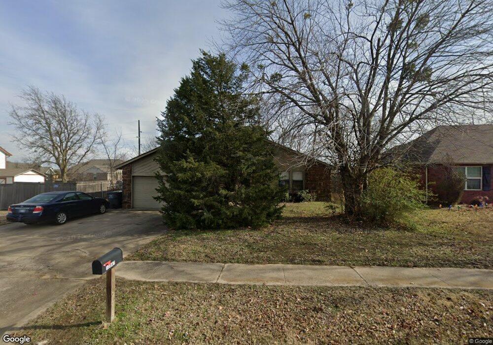 13847 S Poplar Place, Glenpool, OK 74033 - photo 1