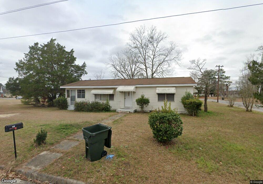 518 E Alston St, Mount Vernon, GA 30445 - photo 1