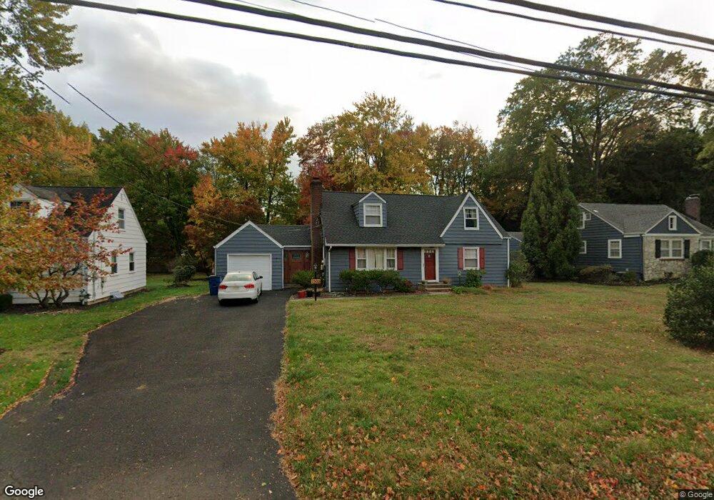 1502 Lamberts Mill Rd, Scotch Plains, NJ 07076 - photo 1