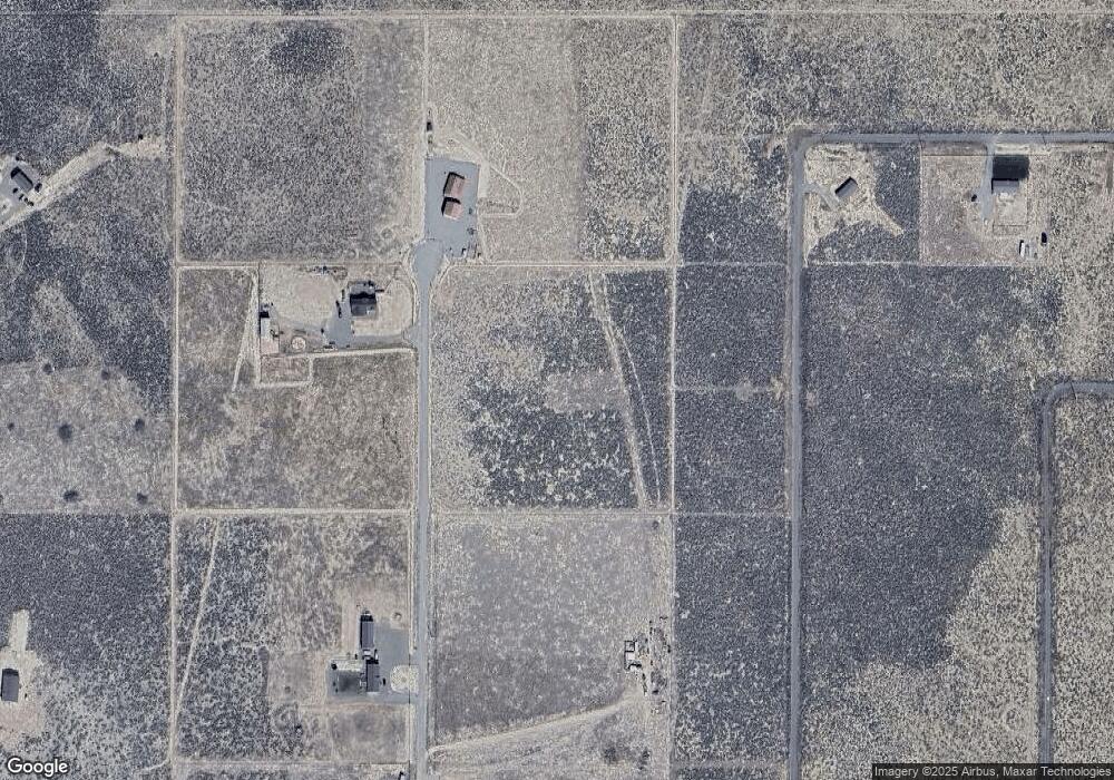 300 Tina Ct, Winnemucca, NV 89445 - photo 1