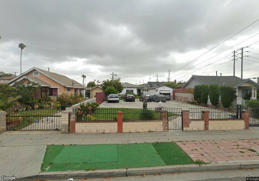 10216 S Freeman Ave, Inglewood, CA 90304 - photo 1