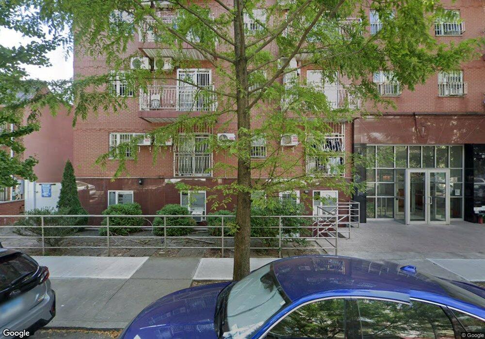 132-36 Pople Ave unit 4D, Flushing, NY 11355 - photo 1